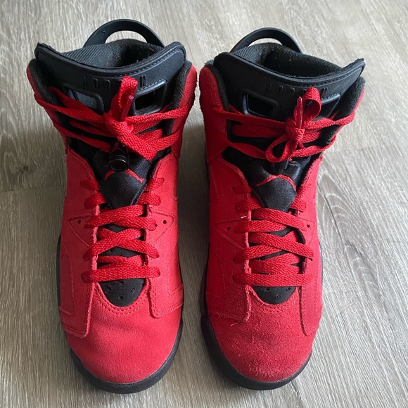 Jordan Retro Toro Bravo